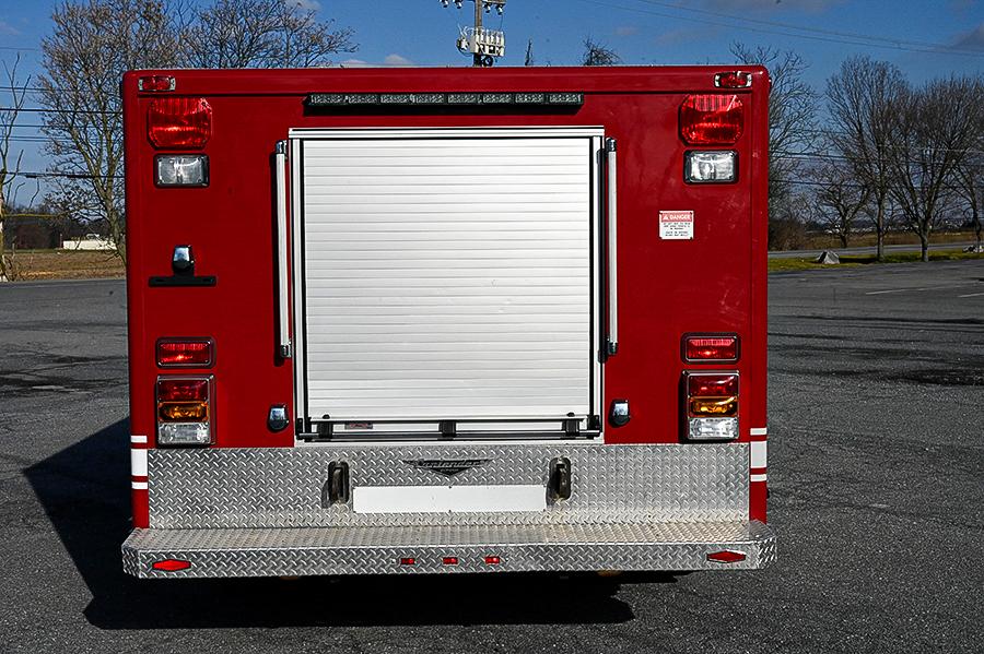 2004 Ford Pierce 4X4 Light Rescue / Utility Truck - image 18
