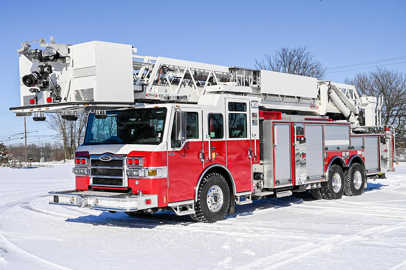 2012 Pierce 100′ Aerial Platform Quint - image 1