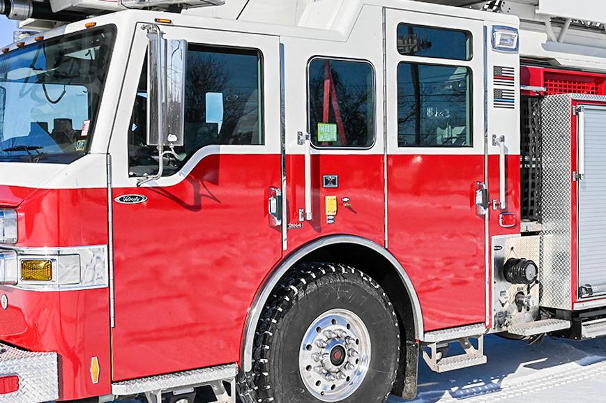 2012 Pierce 100′ Aerial Platform Quint - image 7