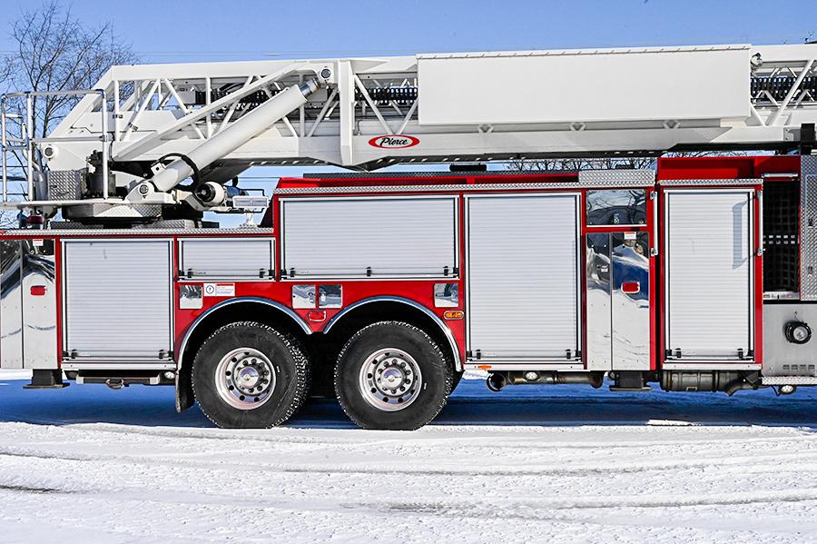 2012 Pierce 100′ Aerial Platform Quint - image 13