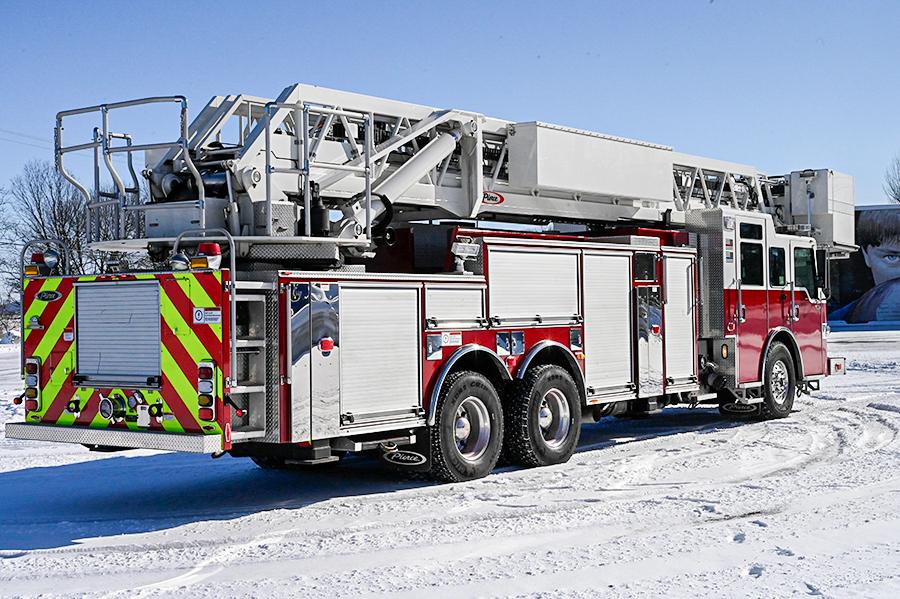 2012 Pierce 100′ Aerial Platform Quint - image 16