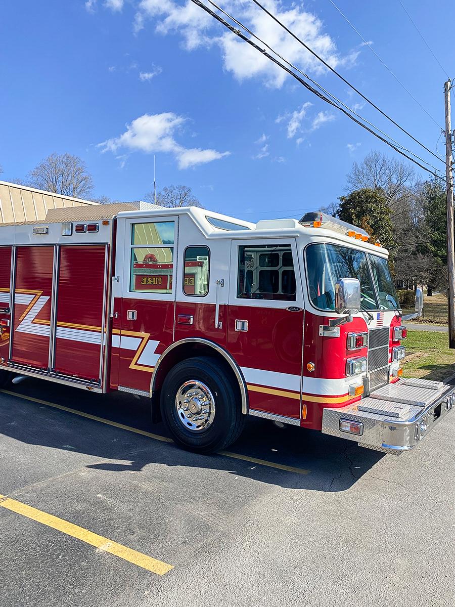 2001 Pierce Non Walk-In Heavy Rescue - image 13