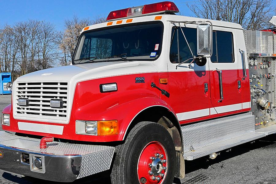 2001 International/KME 1250/1000 Rural Pumper - image 5