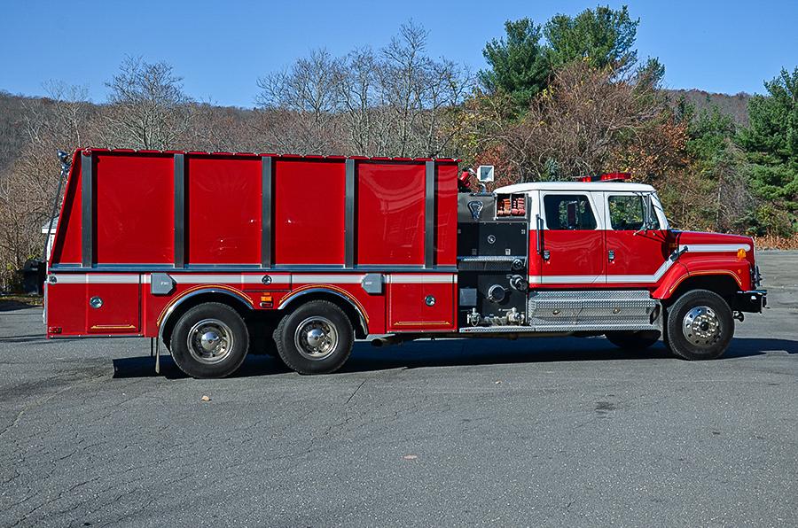 1995 International 1500/2500 Pumper-Tanker w/Stainless steel body - image 17