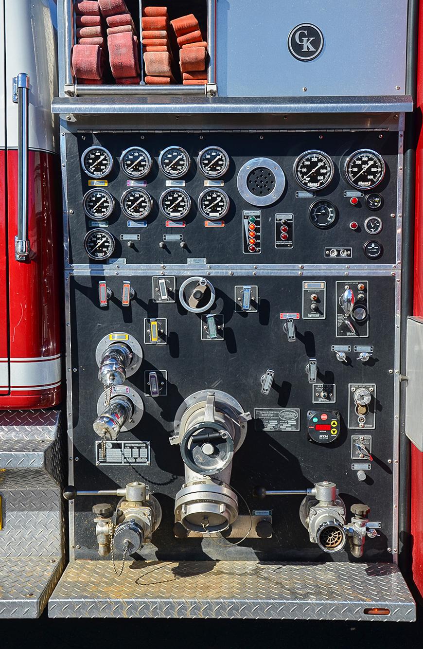 1995 International 1500/2500 Pumper-Tanker w/Stainless steel body - image 20
