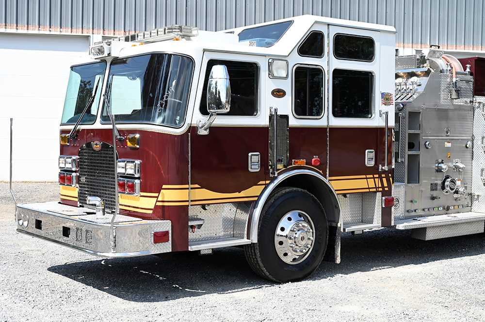 2006 KME 2000/1000 Rural Pumper