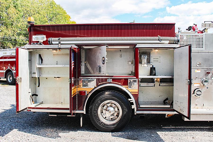 2006 KME 2000/1000 Rural Pumper - image 13
