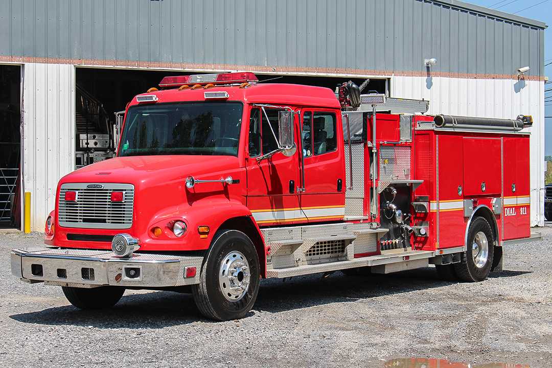 2003 Freightliner 1500/1000 Rural Pumper