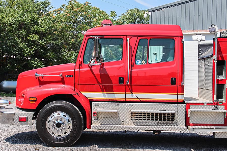 2003 Freightliner 1500/1000 Rural Pumper - image 8