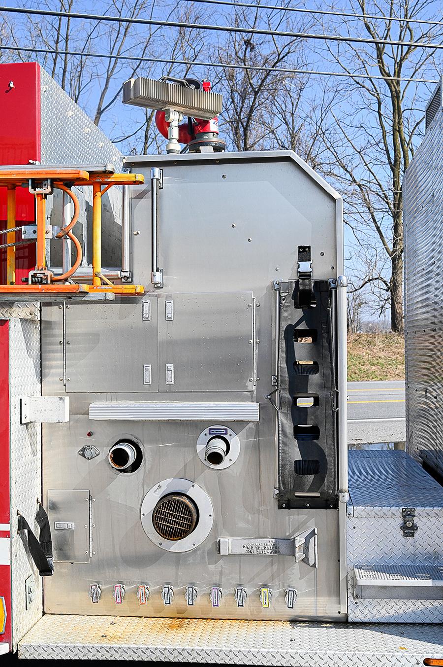 2003 Ferrara 2000/750 Rescue Pumper - image 17