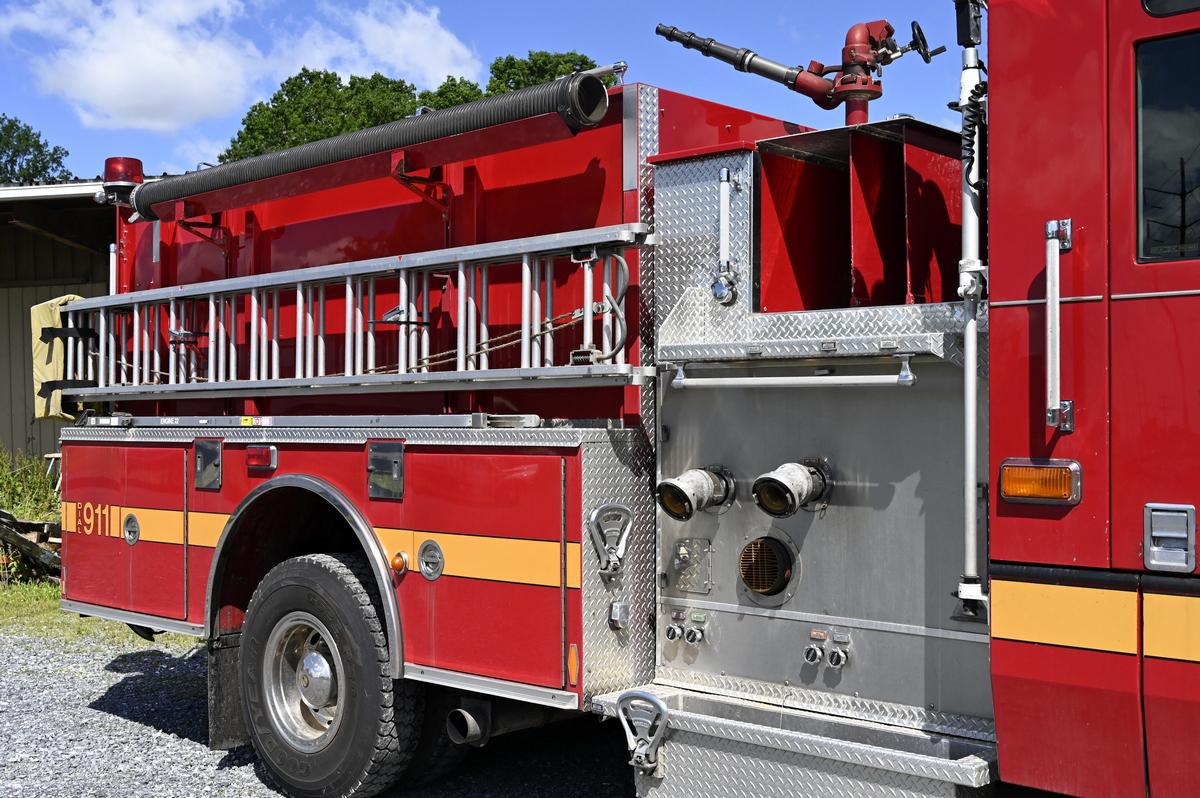 2000 Pierce 1500 / 1000 STAINLESS STEEL Rural Pumper - image 19