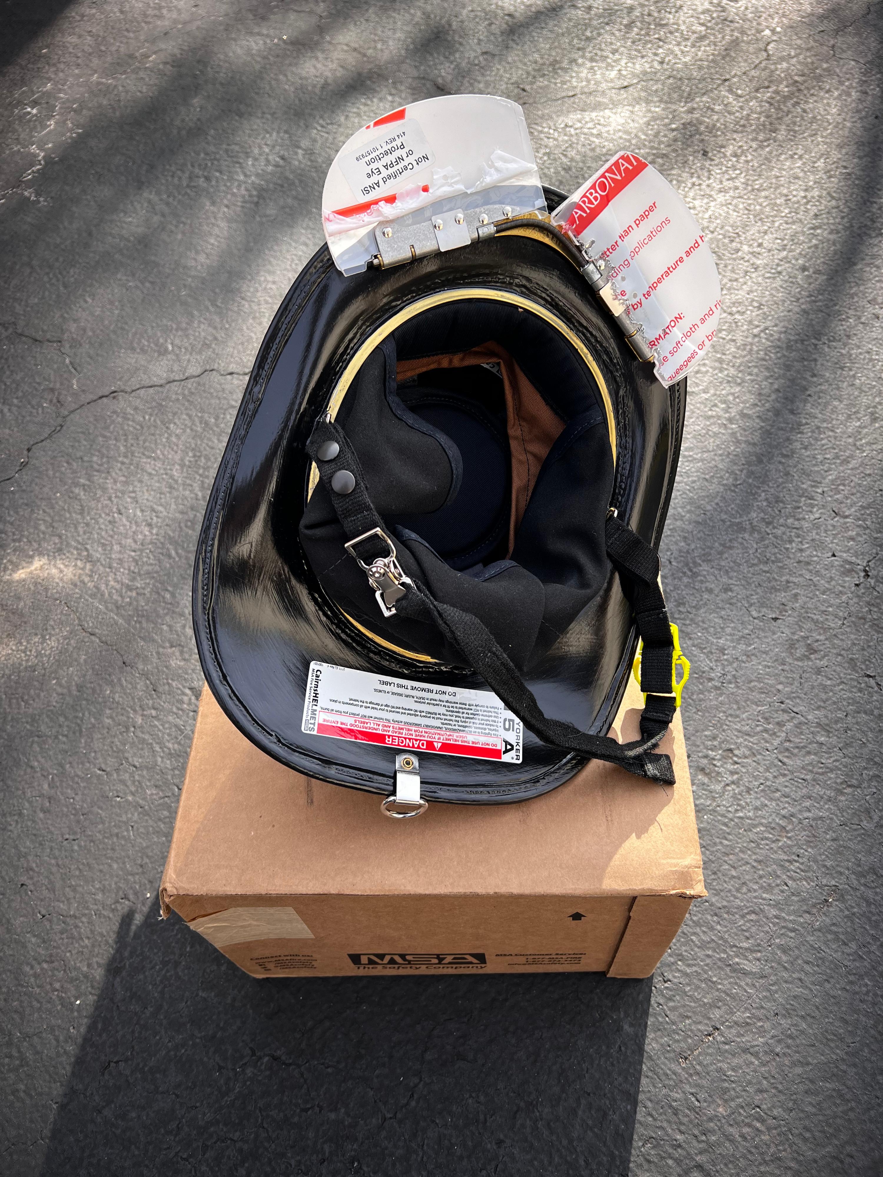 New Cairns N5A Leather Fire Helmet (Medium) - image 3