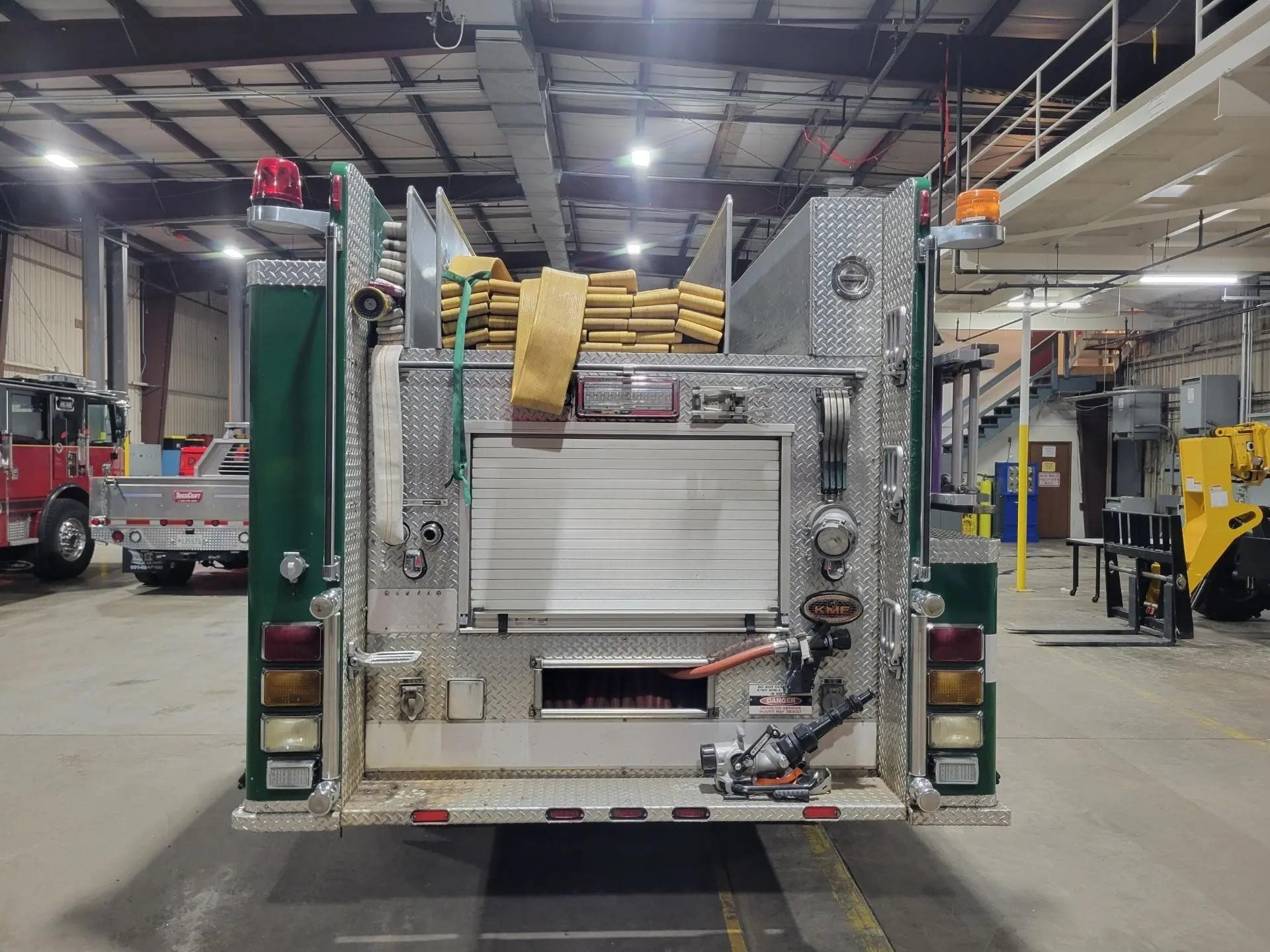 2004 KME XMFD Pumper - image 8
