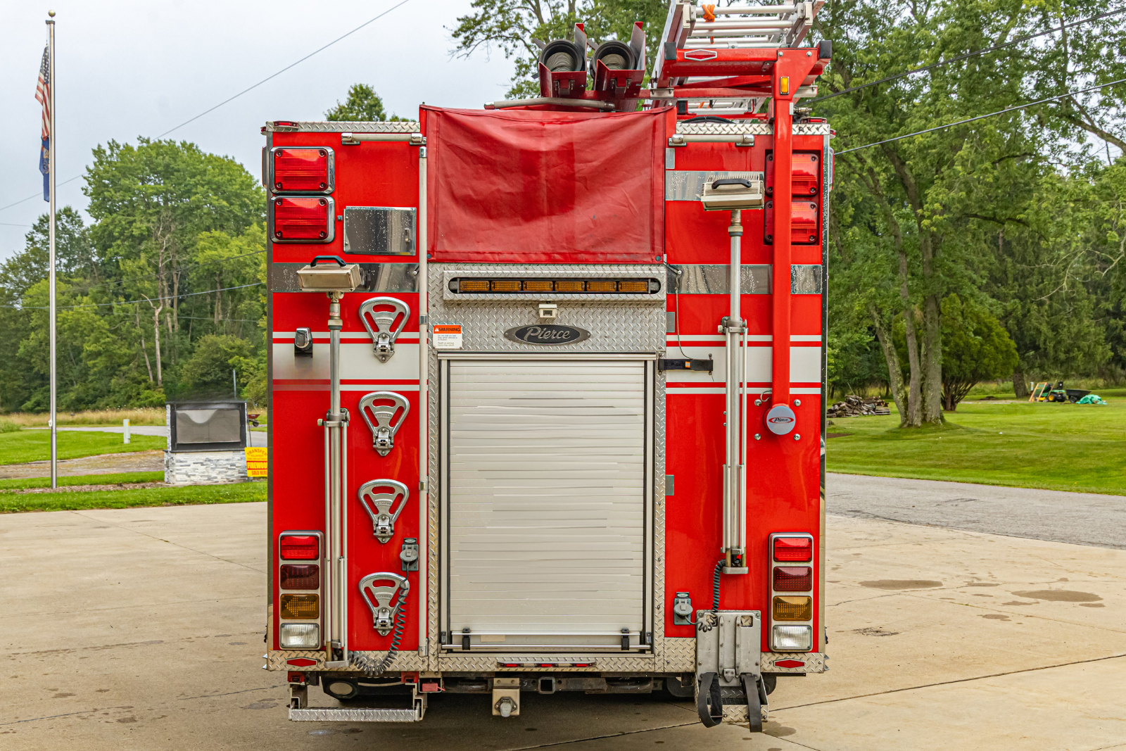 2005 Pierce Pumper - image 8
