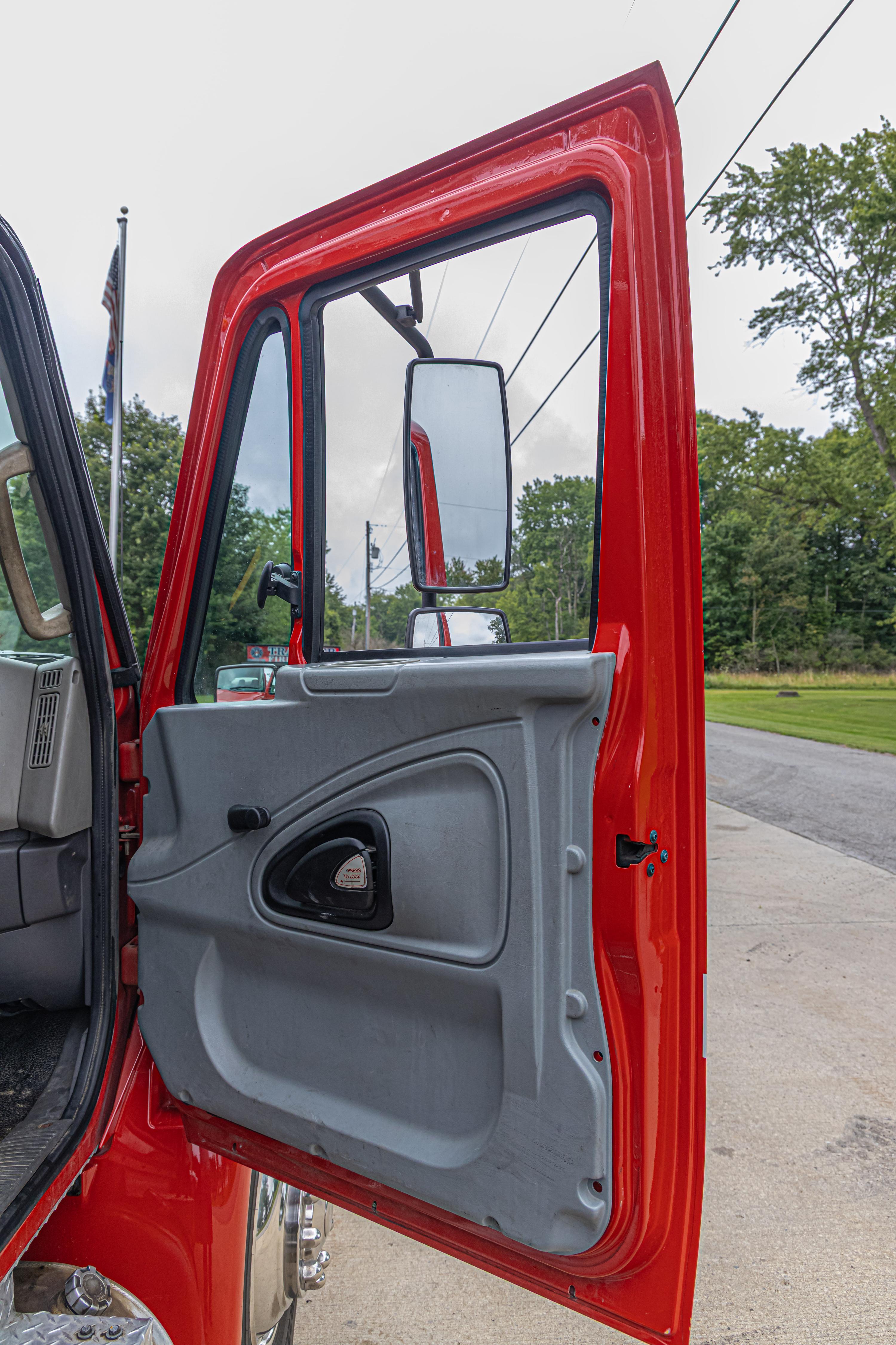 2012 International Pumper Tanker - image 32
