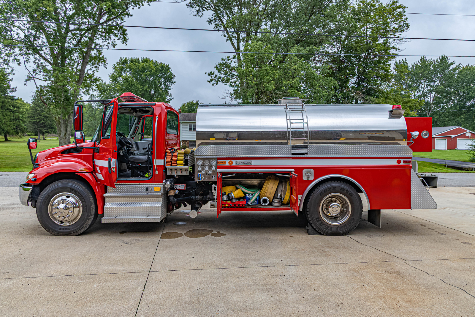 2012 International Pumper Tanker - image 10