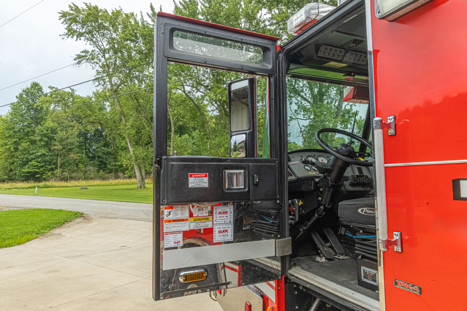 2005 Pierce Pumper - image 30