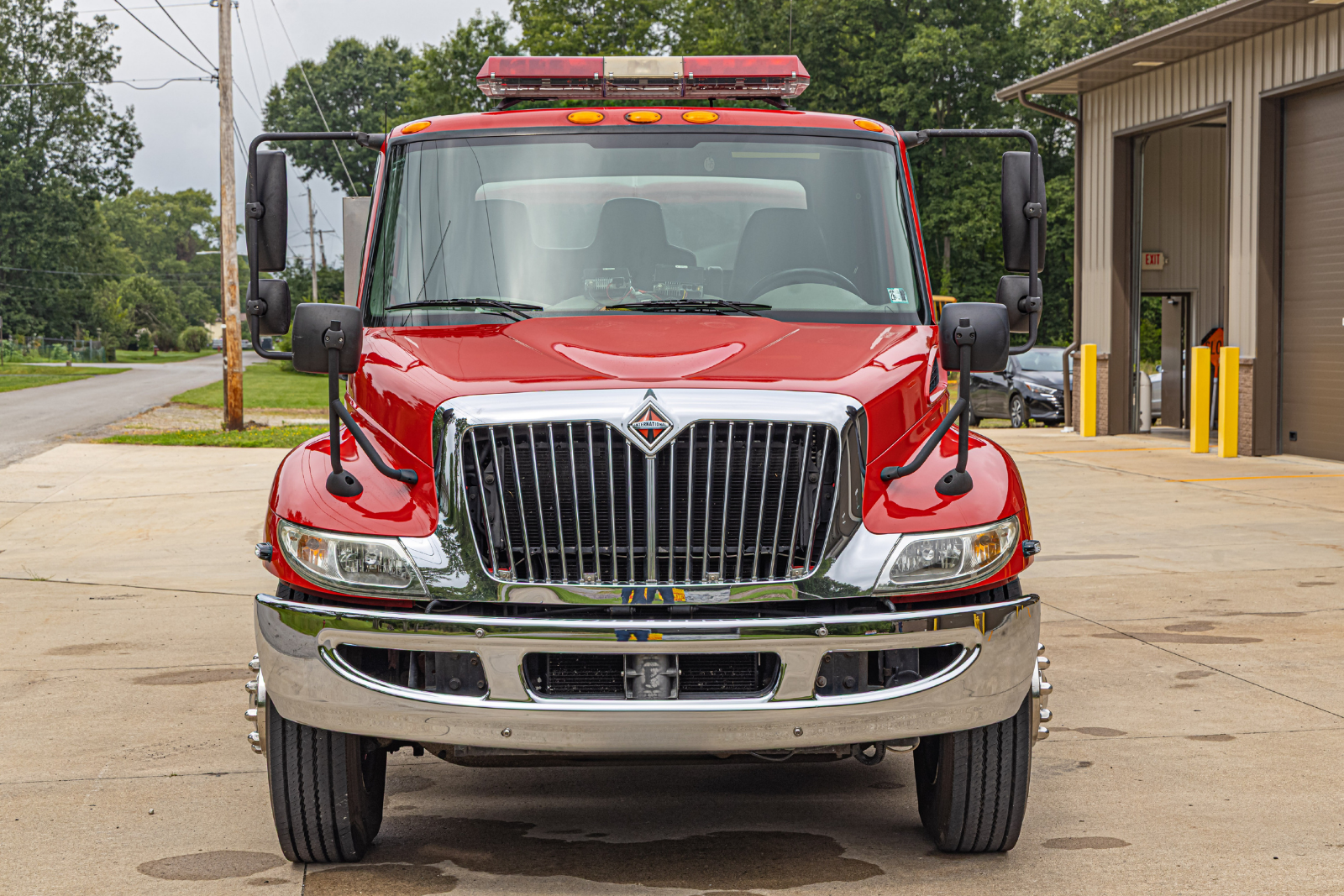 2012 International Pumper Tanker - image 3