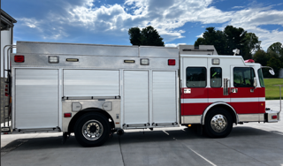 1999 Luverne Heavy Rescue - image 3