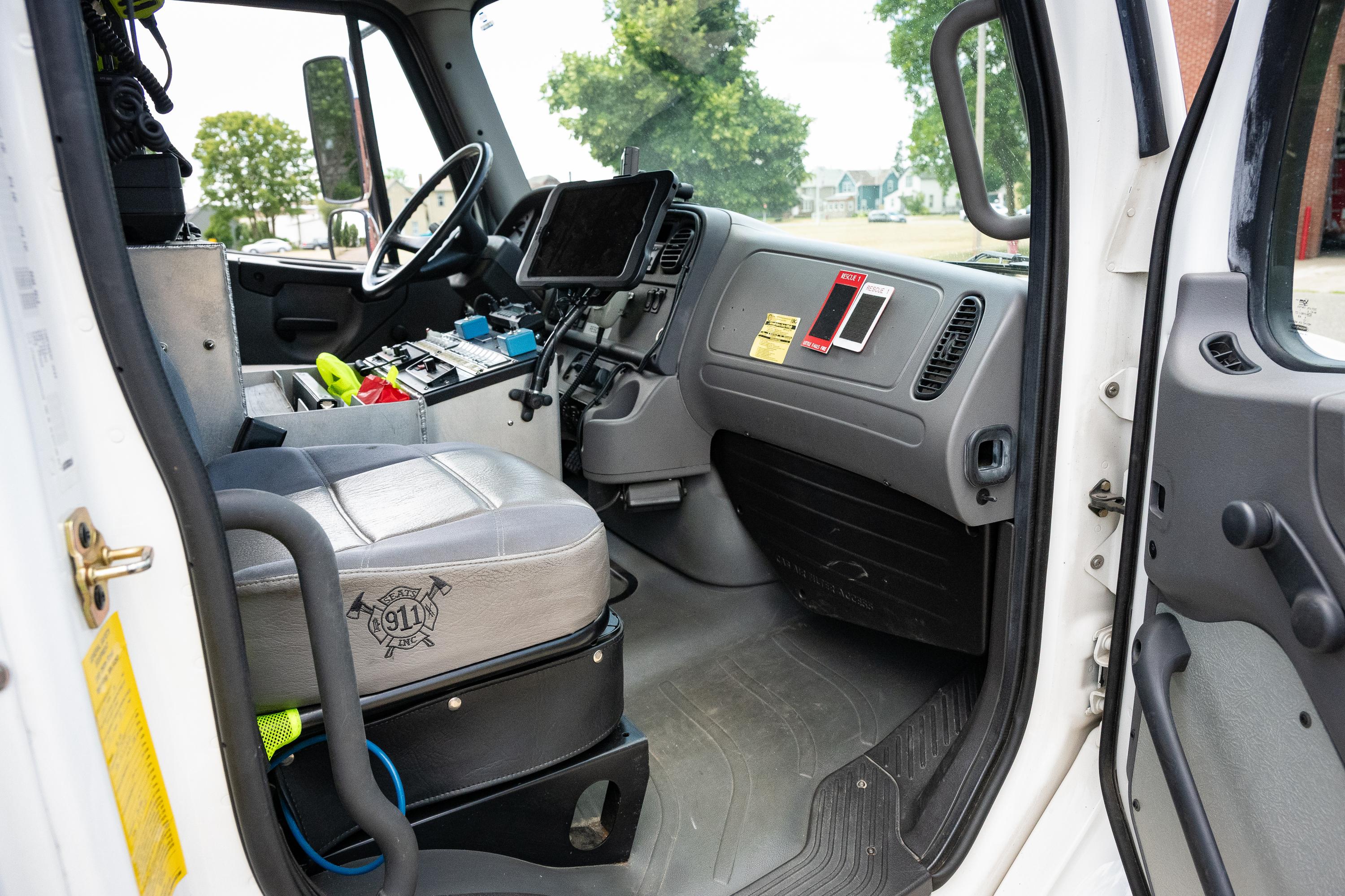 2005 General Safety Freightliner Heavy Rescue - image 60
