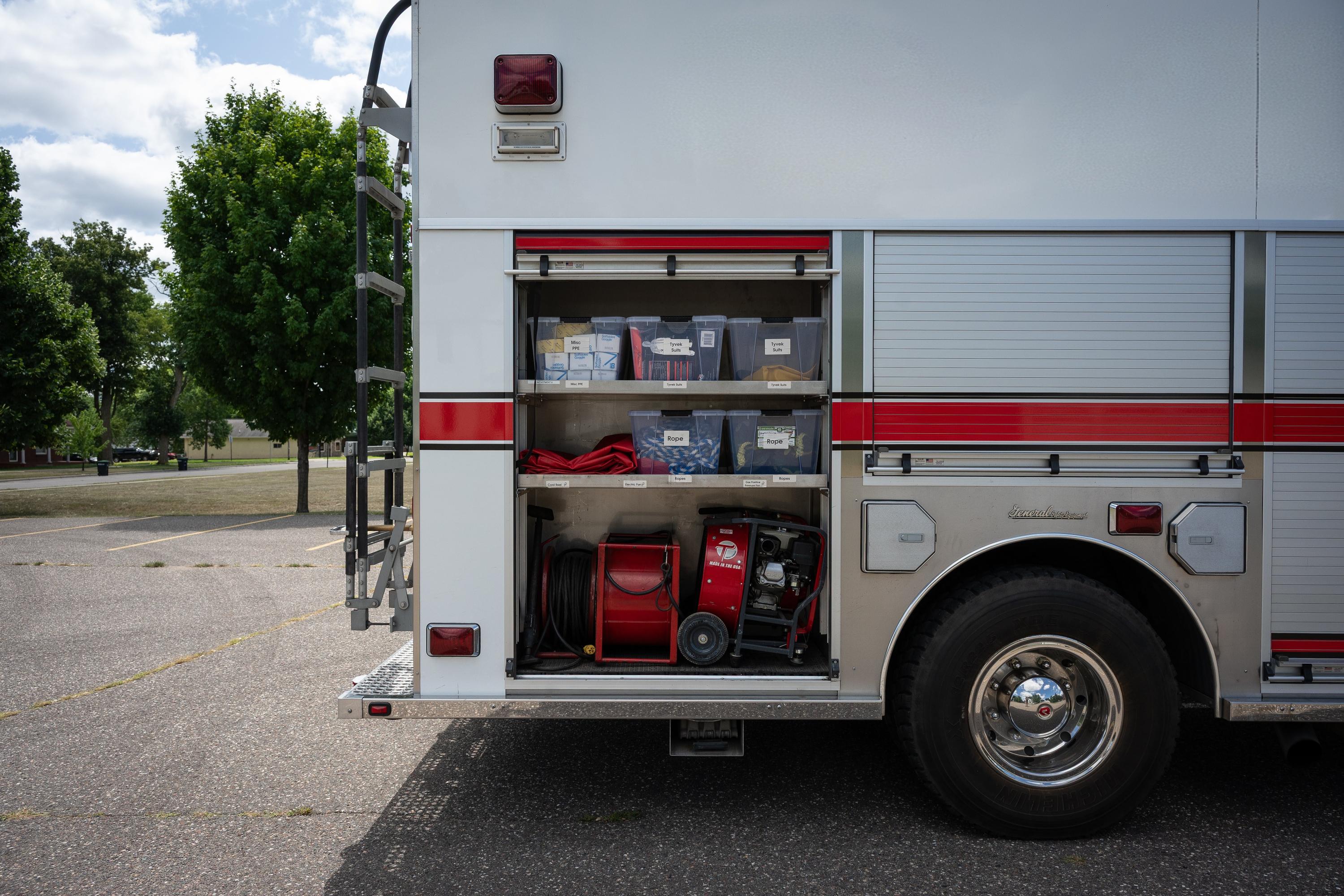 2005 General Safety Freightliner Heavy Rescue - image 45