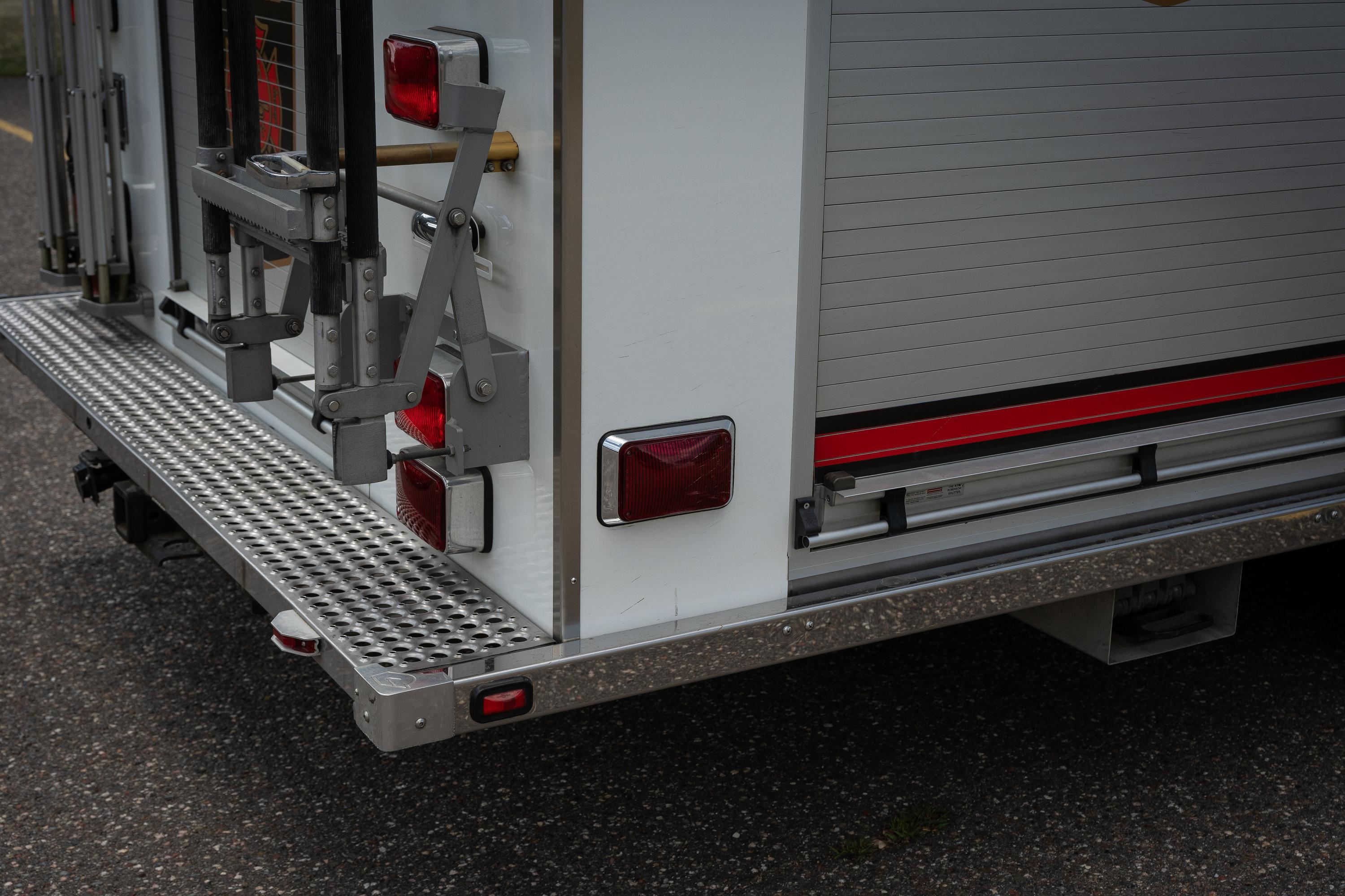 2005 General Safety Freightliner Heavy Rescue - image 39