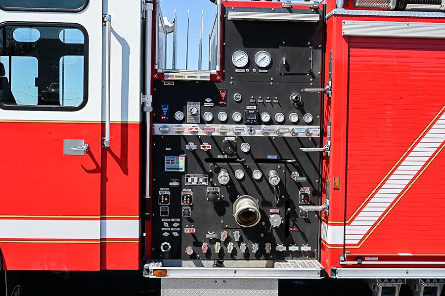 2006 E-One 2000/500 Rescue Pumper - image 13