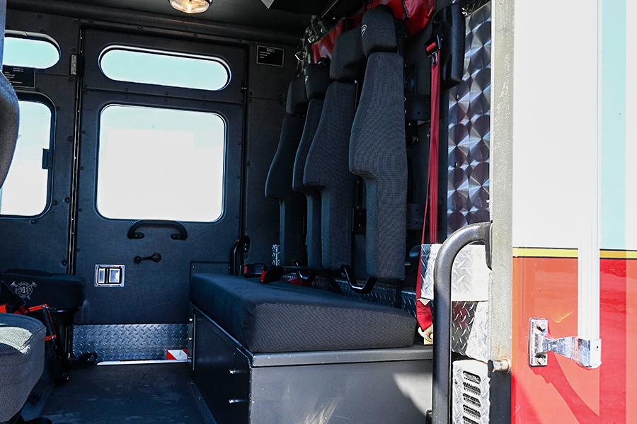 2006 E-One 2000/500 Rescue Pumper - image 21