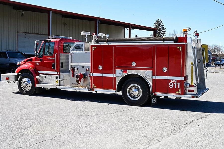 2003 International/E-One 1250/1000 Rural Pumper - image 3