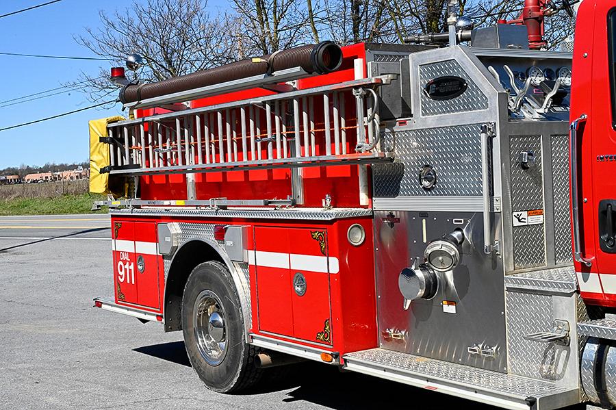 2003 International/E-One 1250/1000 Rural Pumper - image 6