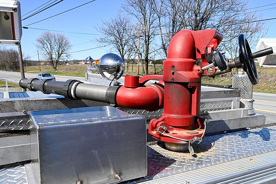 2003 International/E-One 1250/1000 Rural Pumper - image 20
