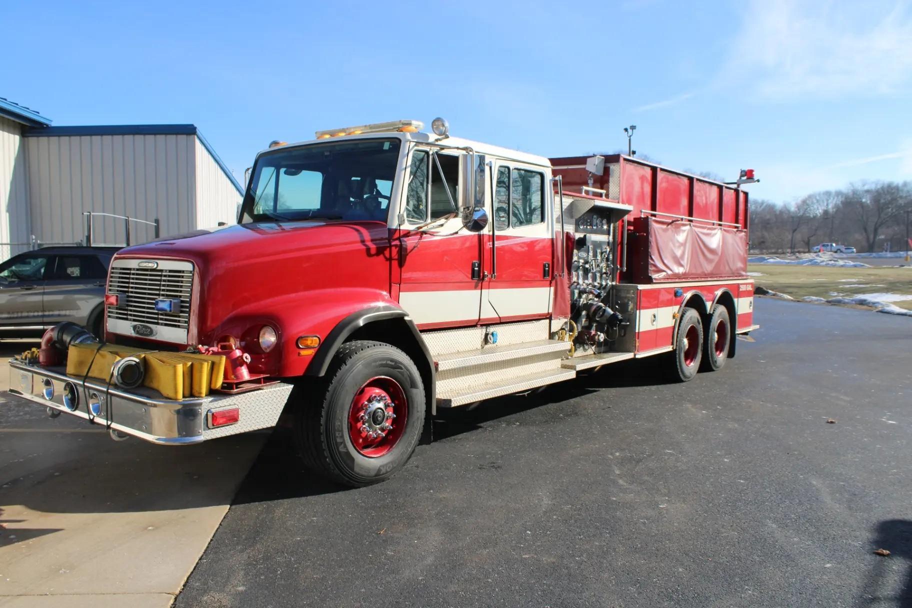 2002 Pierce Freightliner Pumper Tanker - image 1