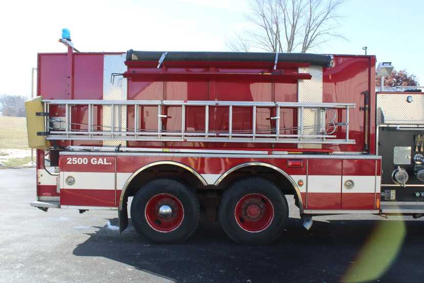 2002 Pierce Freightliner Pumper Tanker — photo 5