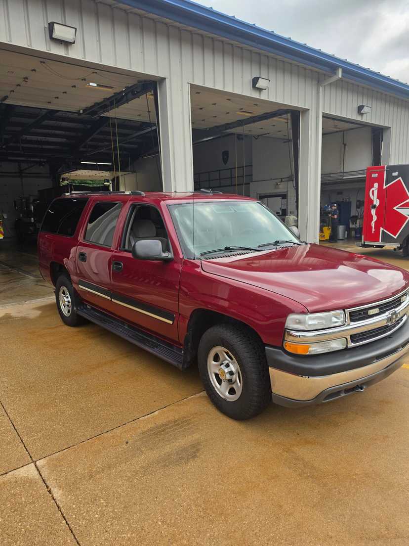 2005 Chevrolet Suburban K1500 4x4 Command Unit — photo 3