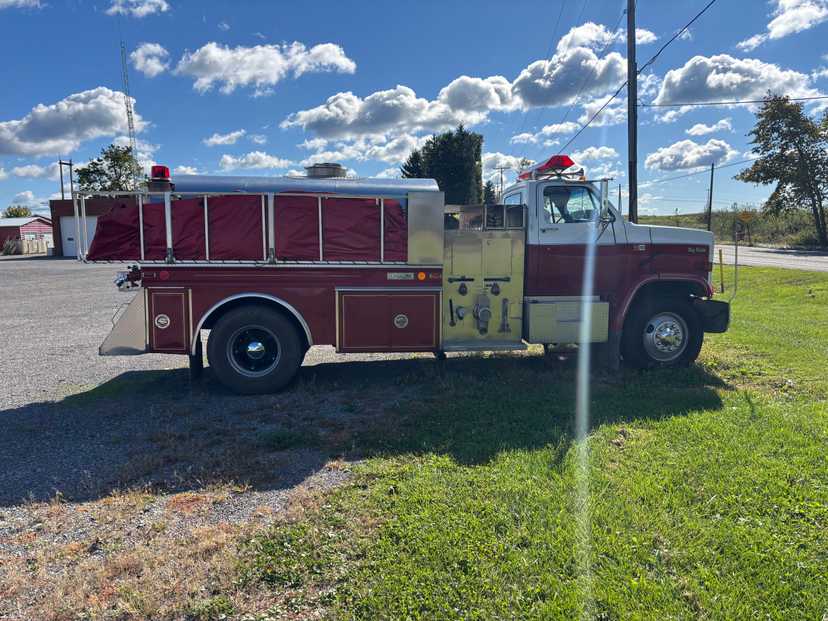 1989 4 Guys GMC Pumper Tanker