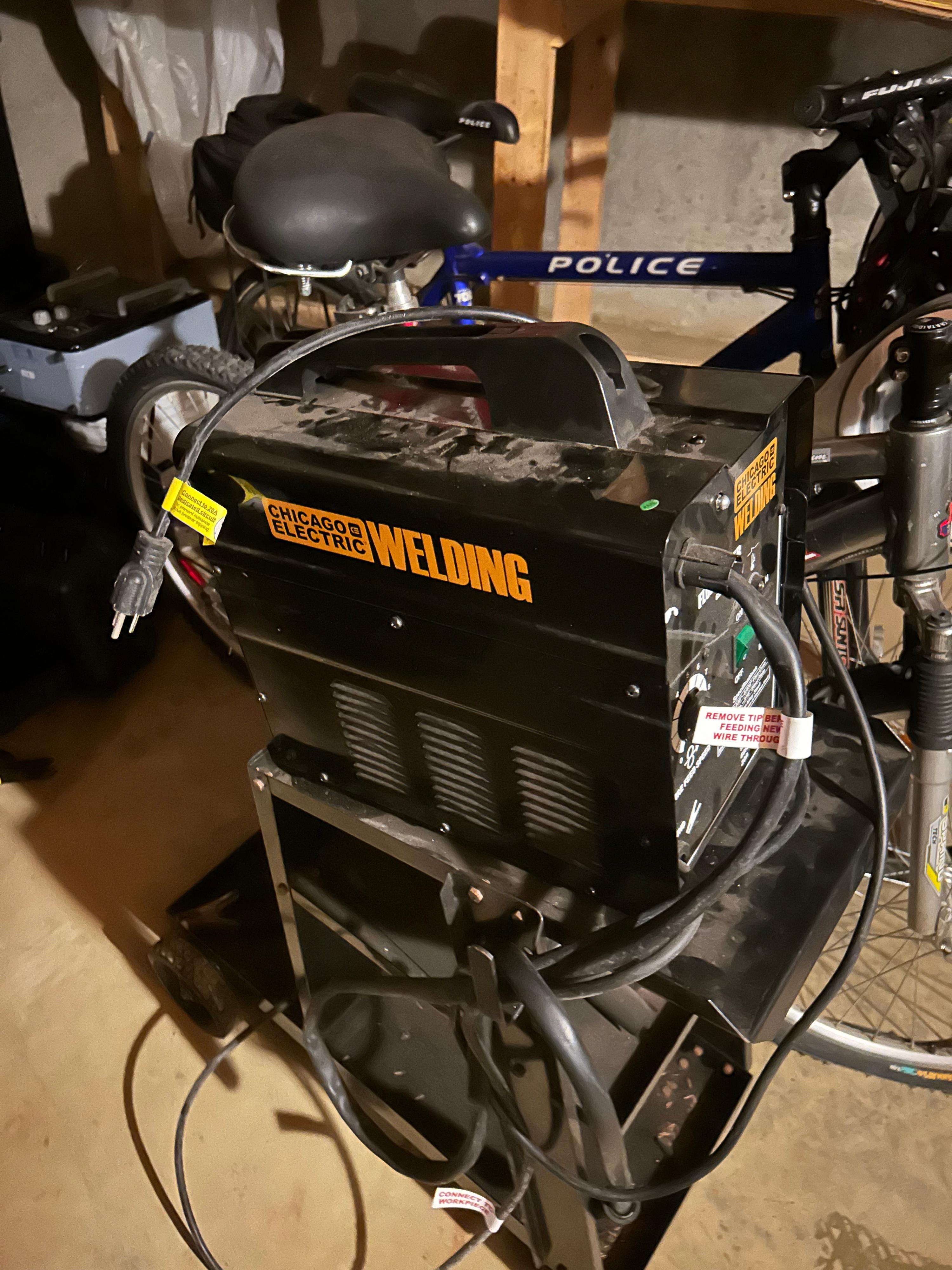 Chicago Electric Welding Machine - image 2