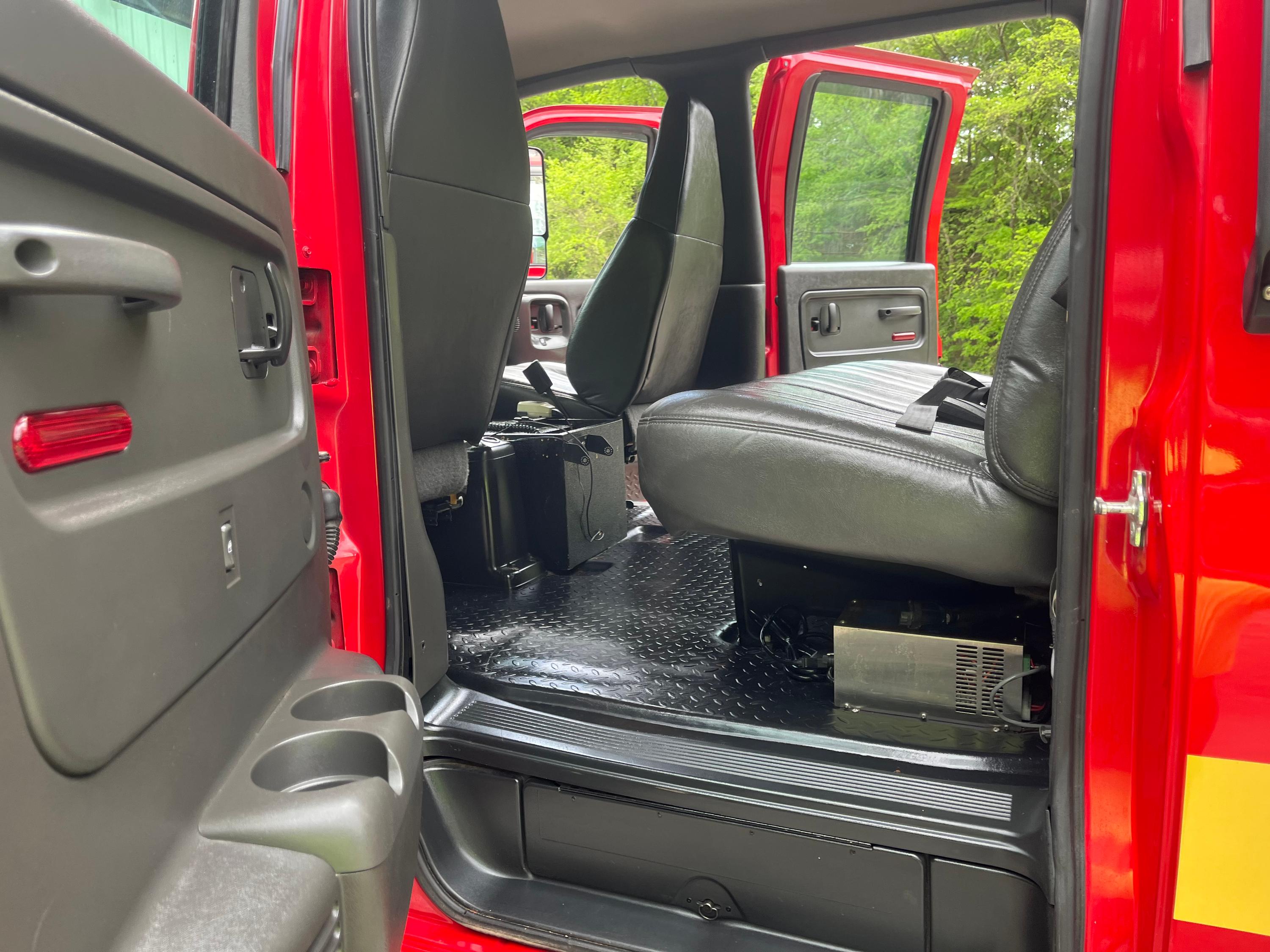 2005 GMC C4500 Rescue, 4x4 - image 11