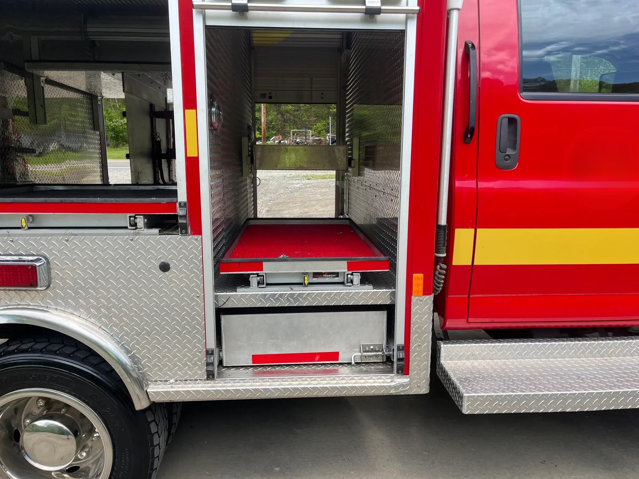 2005 GMC C4500 Rescue, 4x4 - image 6