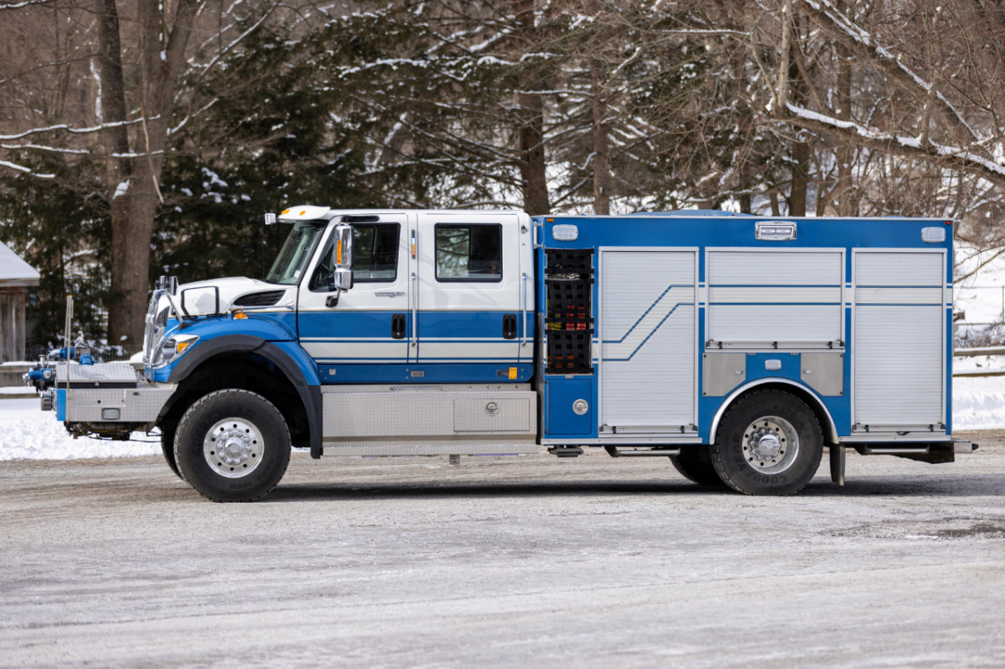 2013 International Pumper - image 4