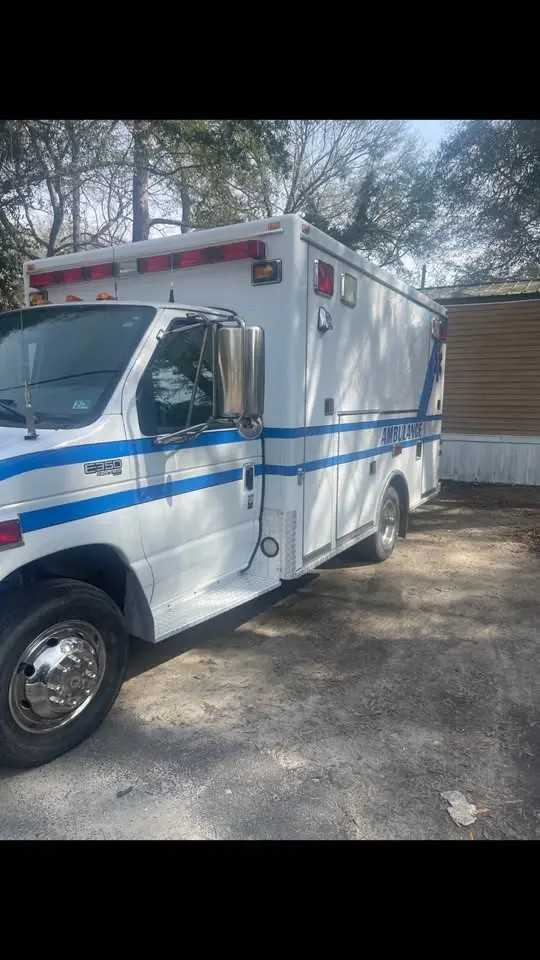 1998 Ford Econoline E350 Cargo Cutaway