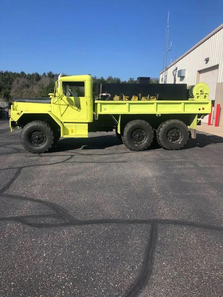 1993 AM General 2 1/2 Ton Mini Pumper  - image 1