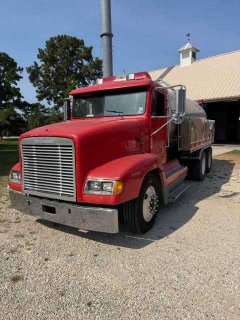 1995 Freightliner Pumper Tanker