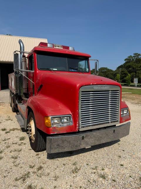 1995 Freightliner Pumper Tanker - image 4
