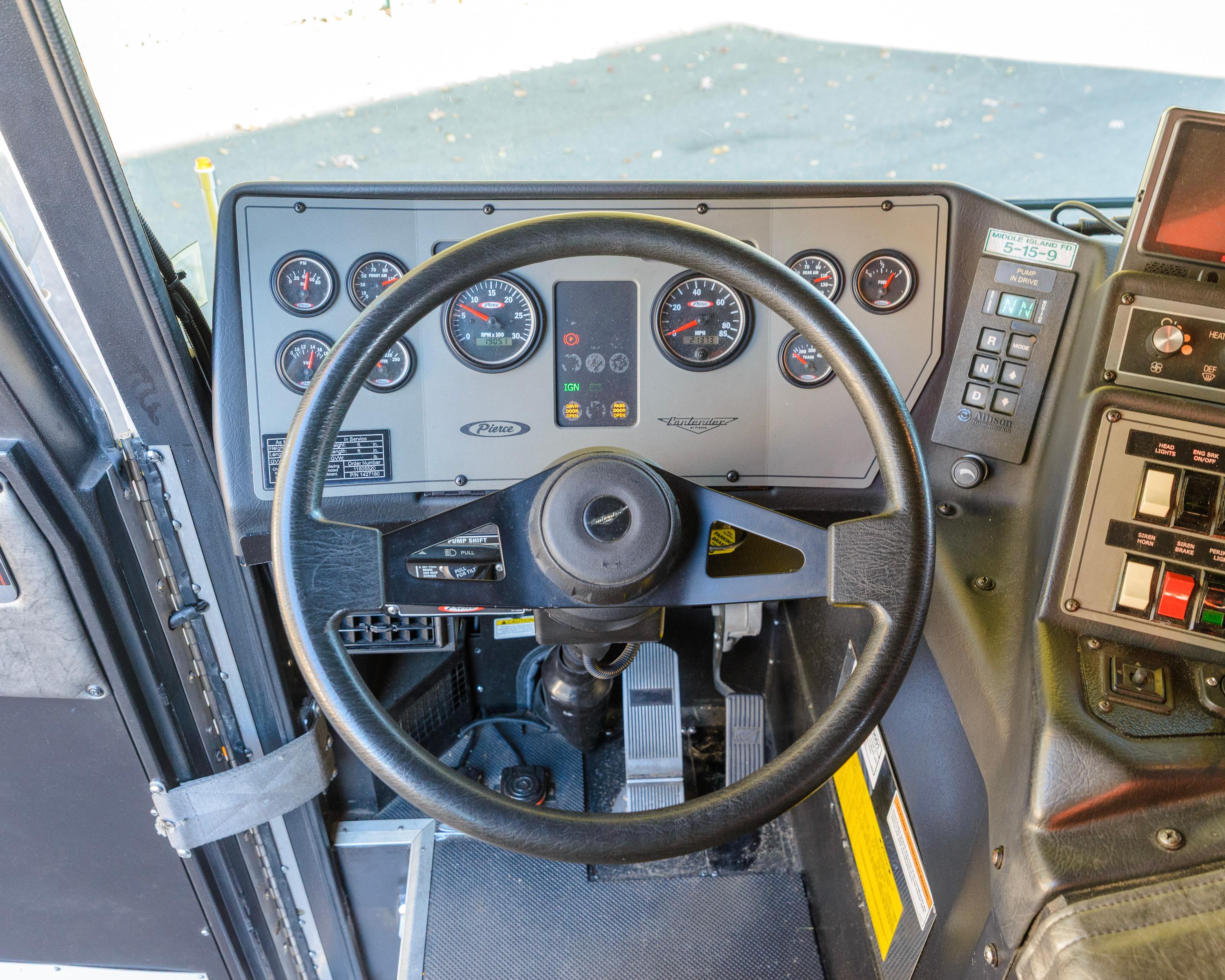 2010 Pierce Contender Pumper - image 21