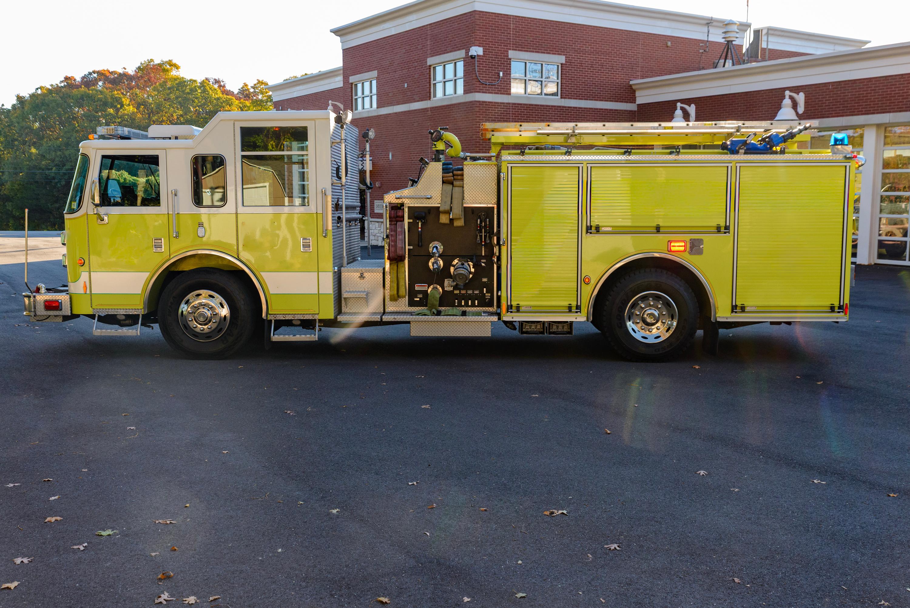 2010 Pierce Contender Pumper - image 6