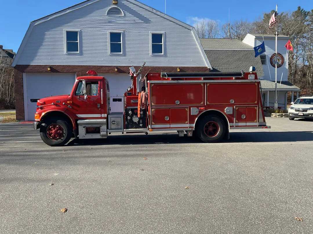 1997 International - Metalfab Pumper