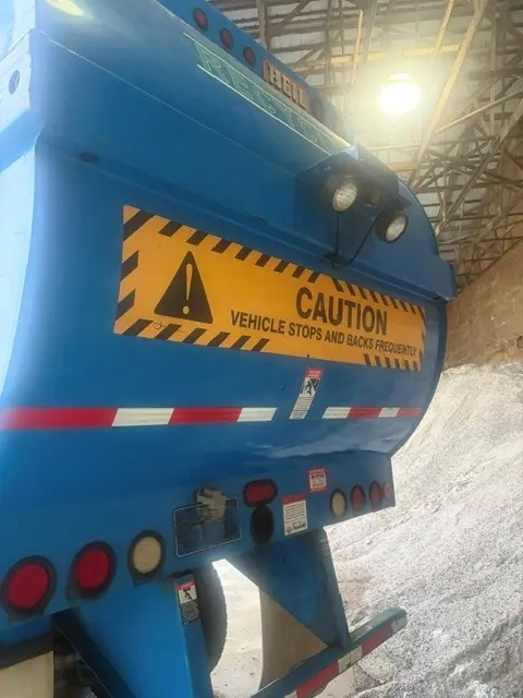 2010 Mack Heil Automated Side Loader - image 10