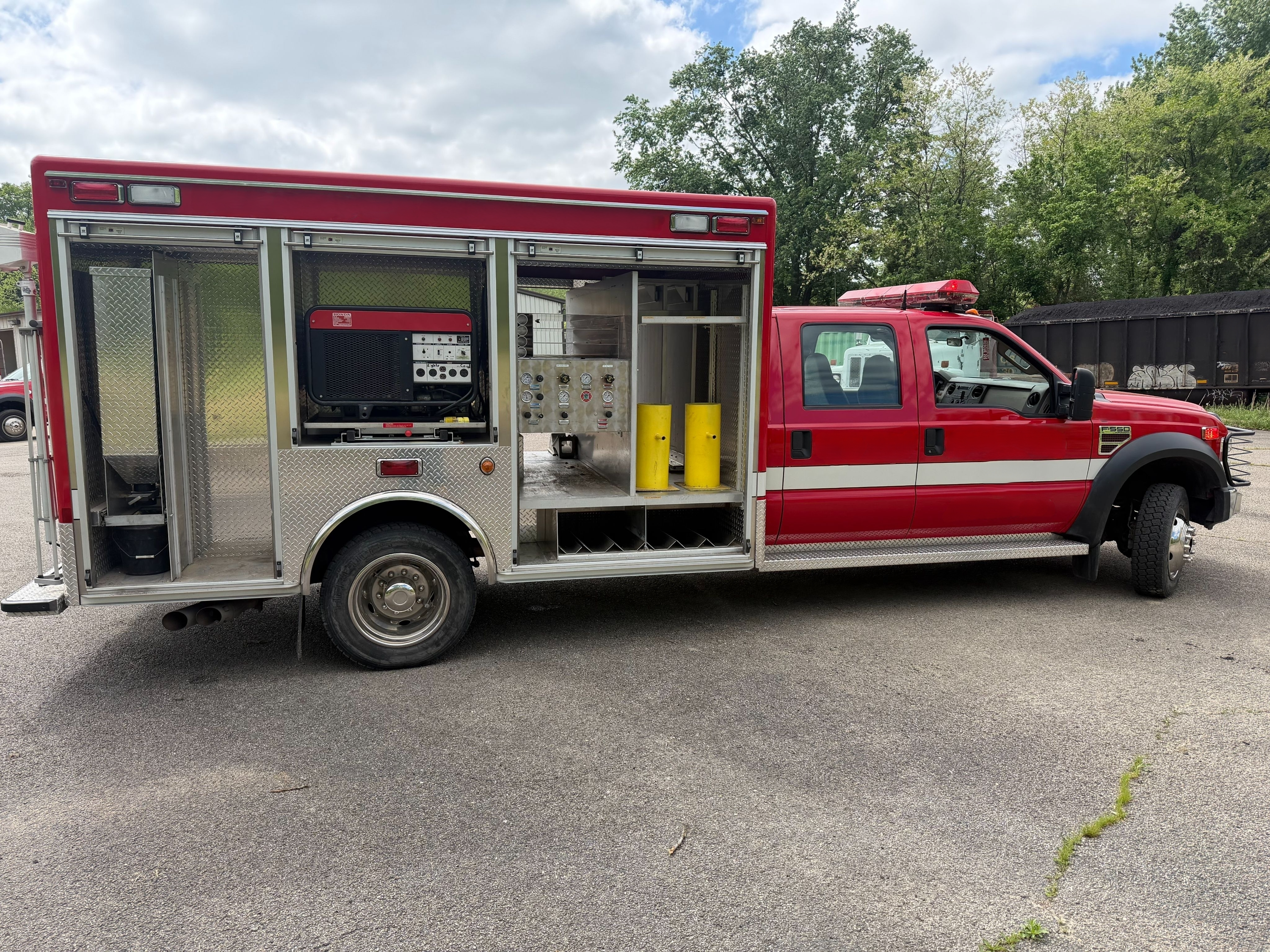 2007 EVI Ford Light Rescue - image 10