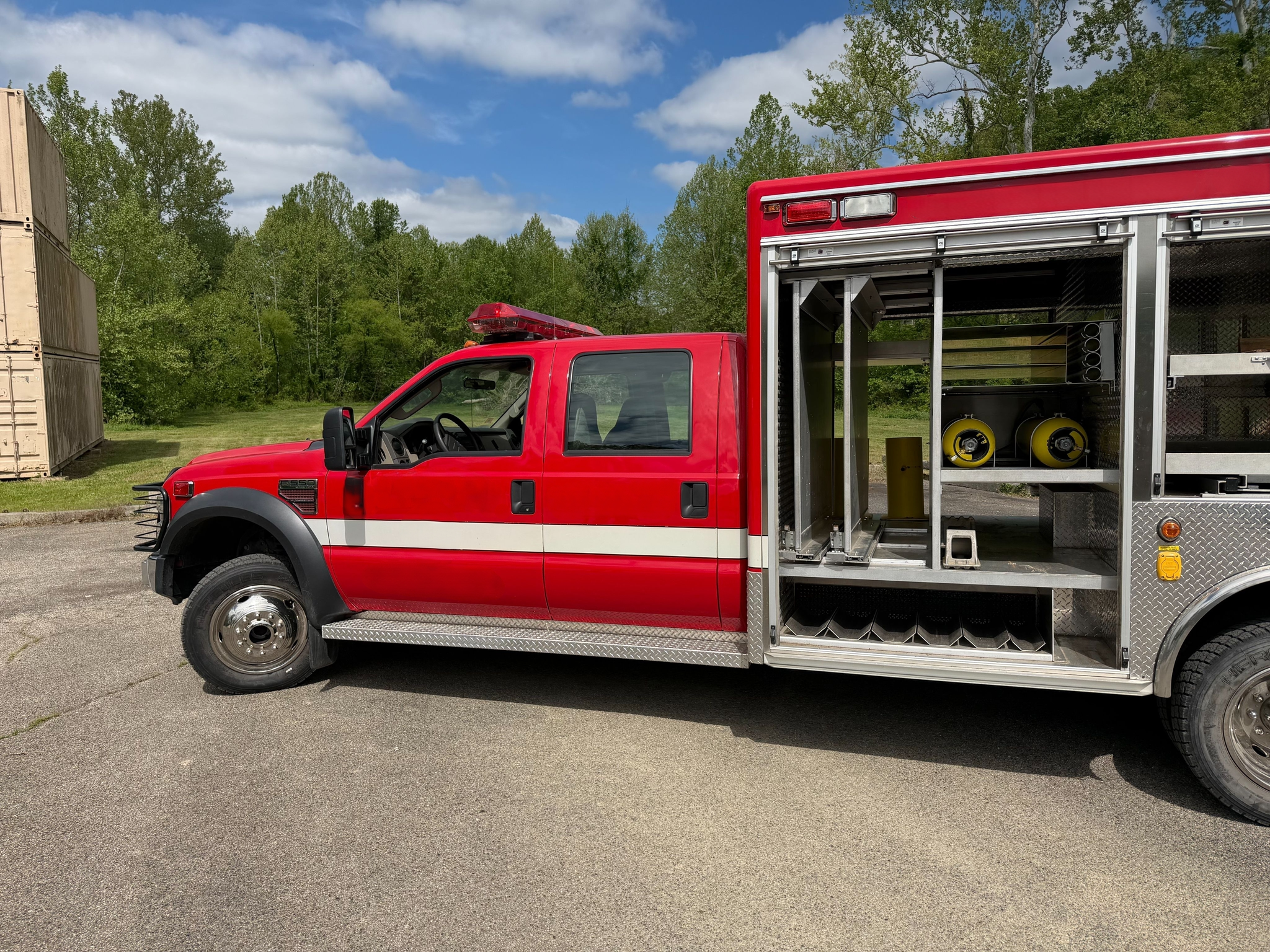 2007 EVI Ford Light Rescue - image 2