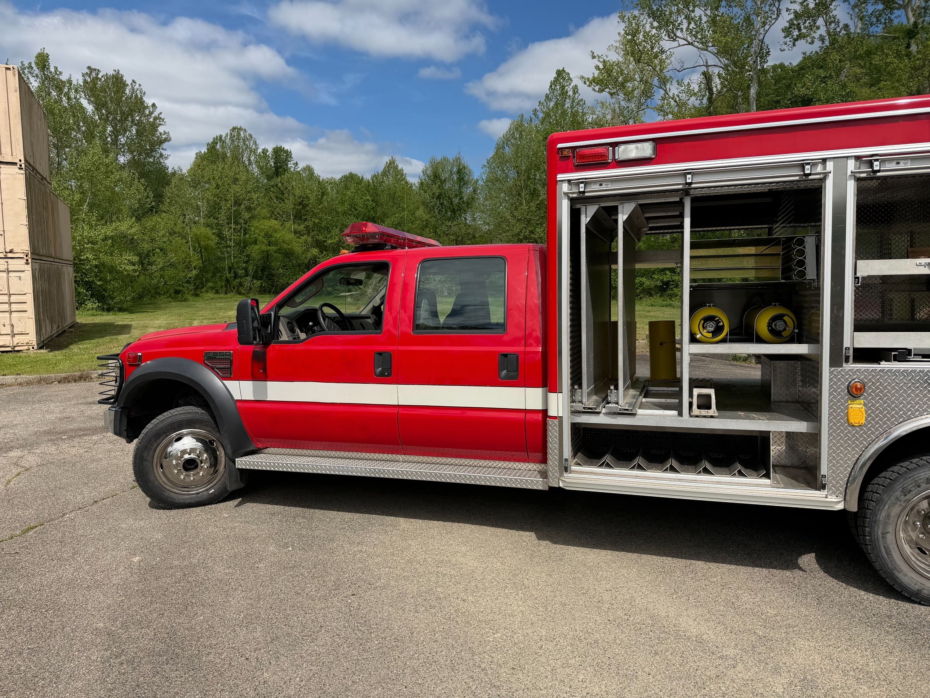 2007 EVI Ford Light Rescue - image 2